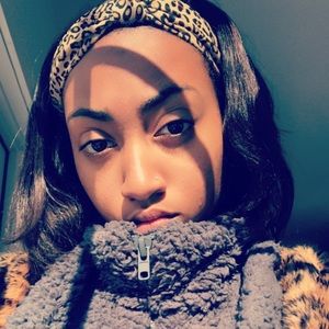 Meet your Posher, Kendra